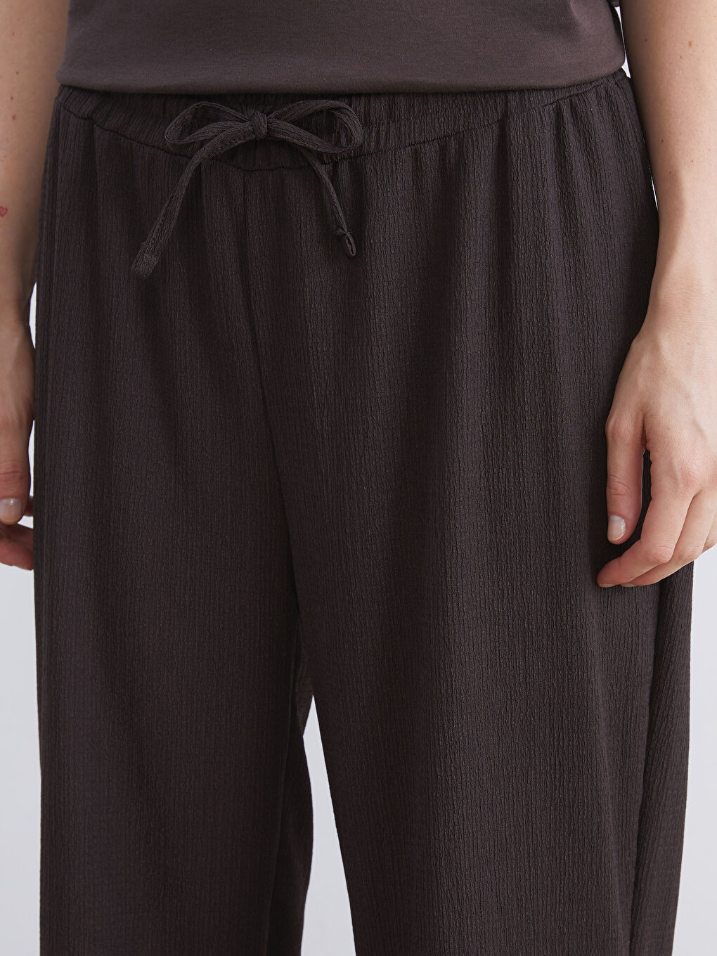 LCW Comfort Elasticated Waist Textured Women's Trousers -W5I554Z8-HMK