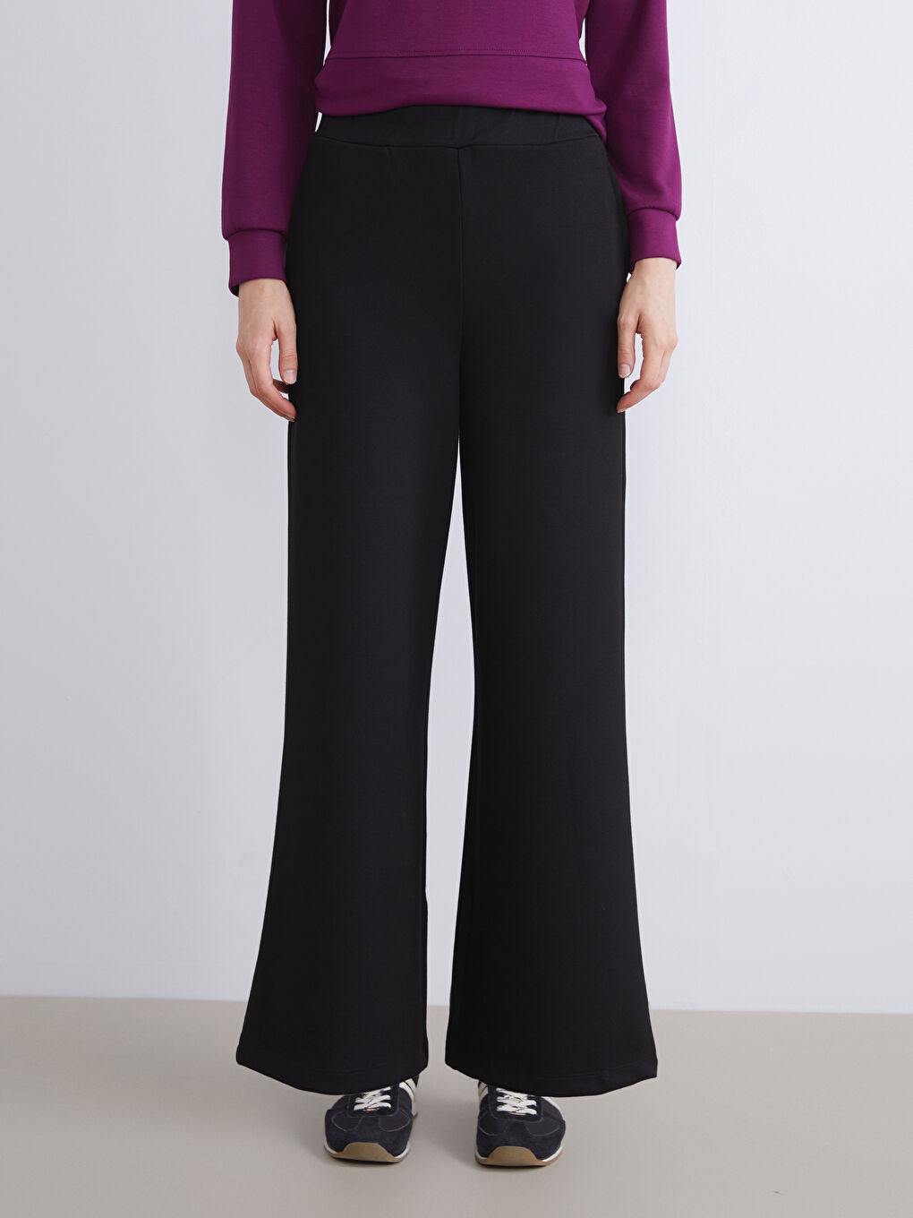 Siyah Beli Lastikli Kadın Eşofman Altı-2