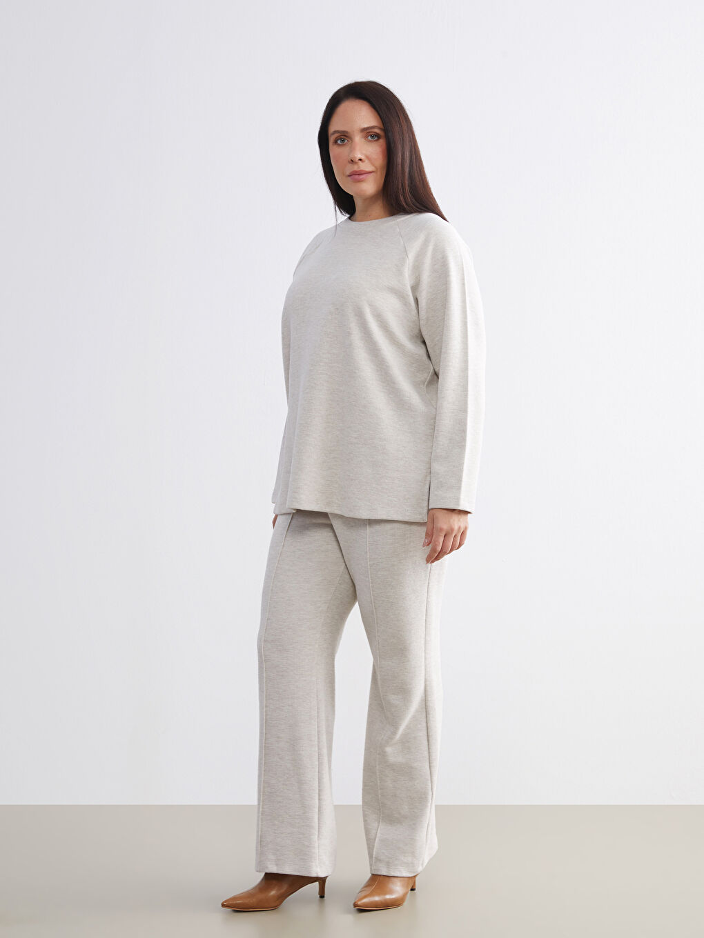 Свитшот с круглым вырезом для женщин-8