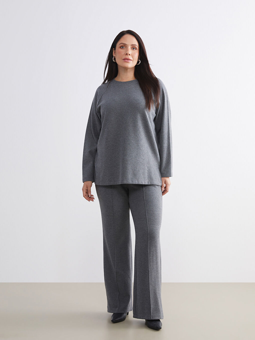 Plus Size Crew Neck Women's Sweatshirt-6