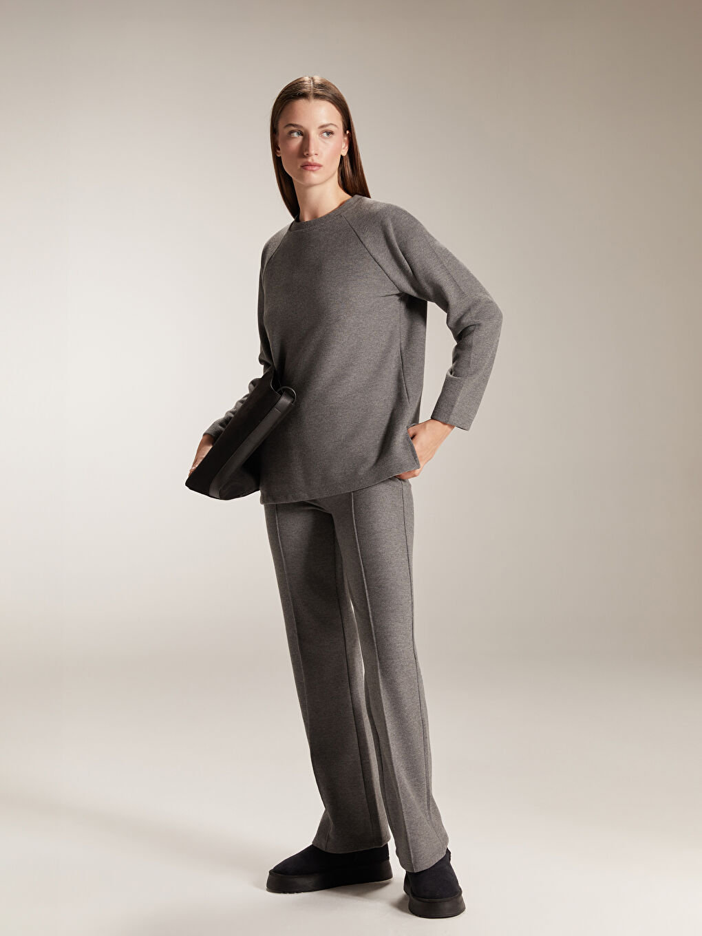 Plus Size Crew Neck Women's Sweatshirt-2