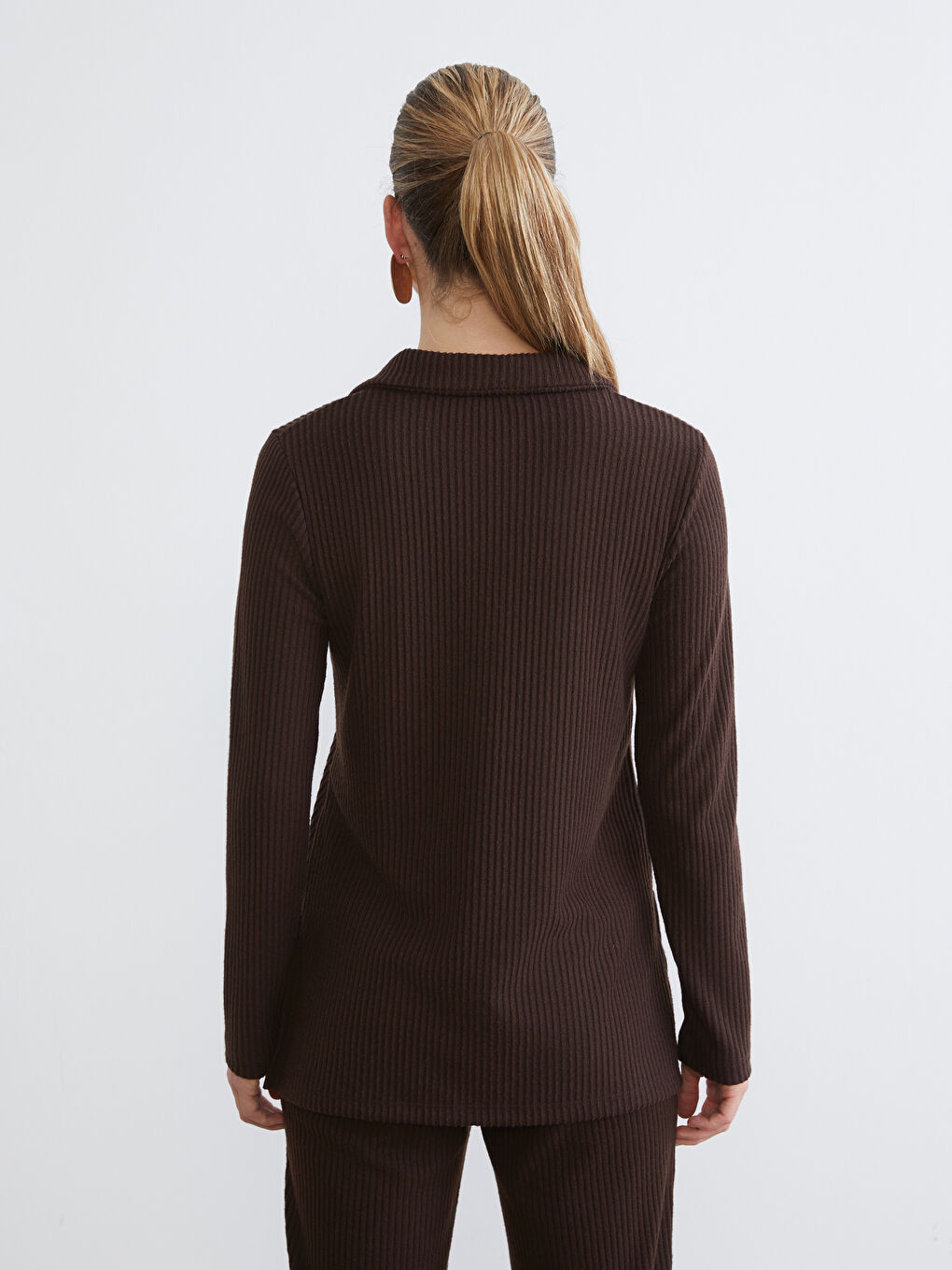 Kahverengi Polo Yaka Kadın Sweatshirt-3