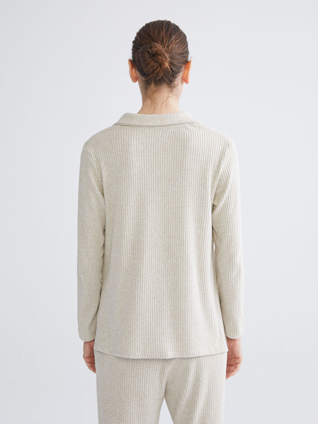 Bej Polo Yaka Kadın Sweatshirt-4