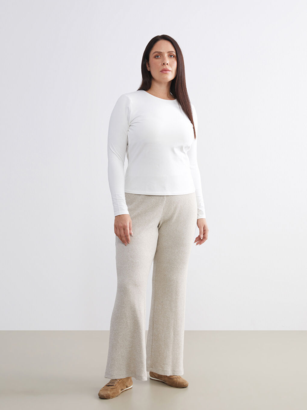 Plus Size Elastic Waist Textured Women's Trousers-2