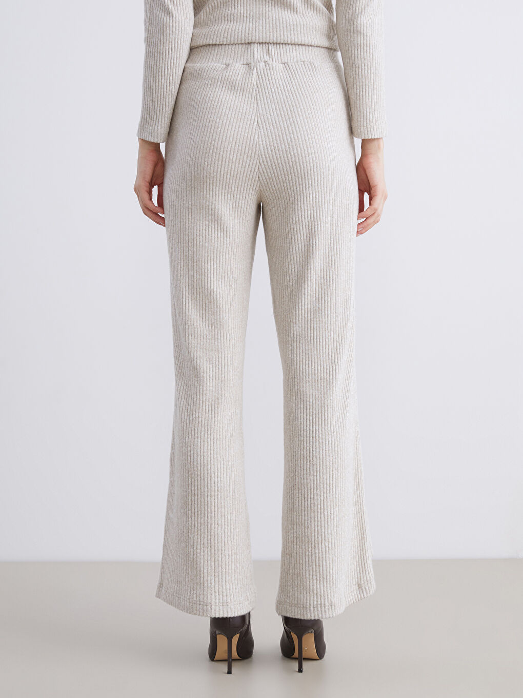 Plus Size Elastic Waist Textured Women's Trousers-5