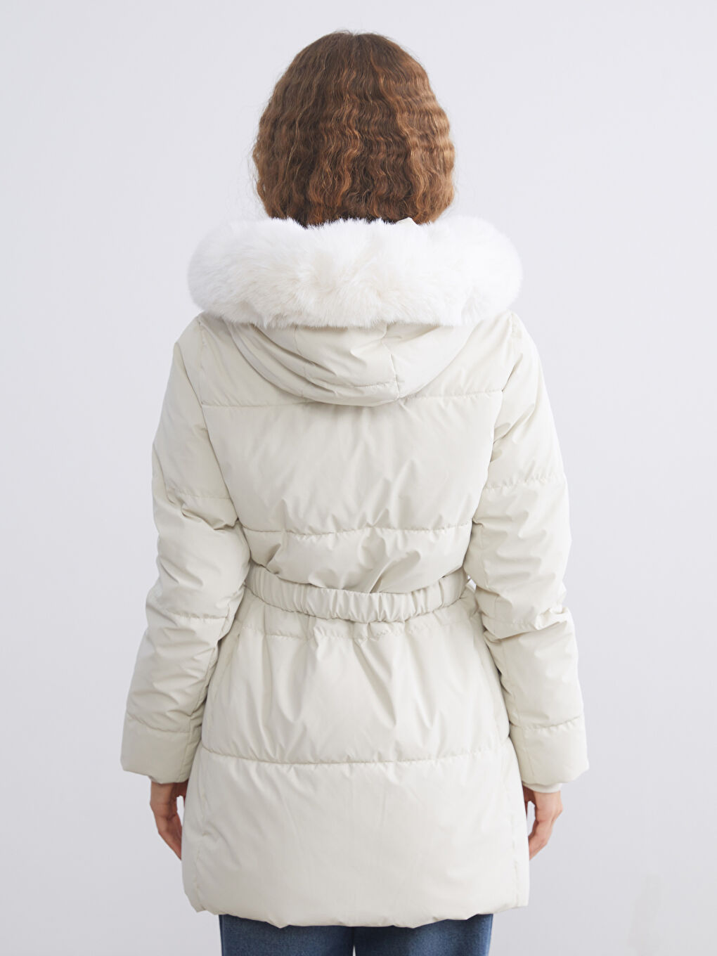 Ekru Kürk Kapüşonlu Kadın Şişme Mont-4