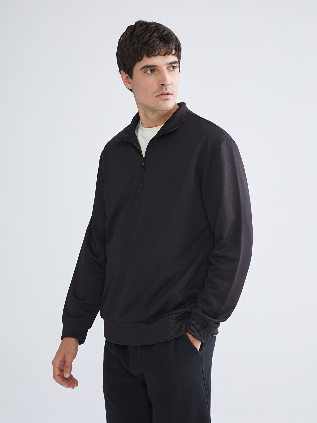 Loose Fit Stand Collar Long Sleeve Men's Sweatshirt