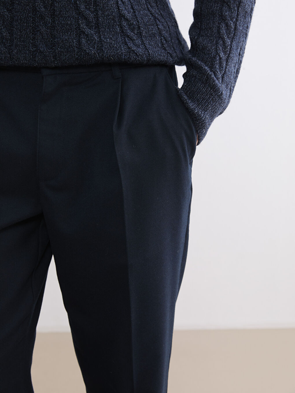 Pantalon homme coupe standard-4