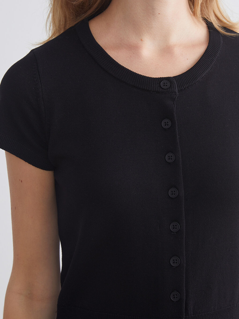 Siyah Bisiklet Yaka Kadın Triko Hırka-2