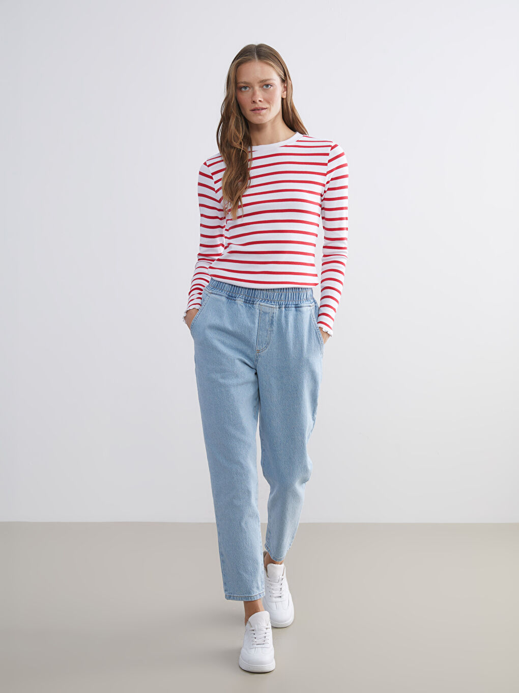 İndigo Beli Lastikli Mom Fit Kadın Jean Pantolon