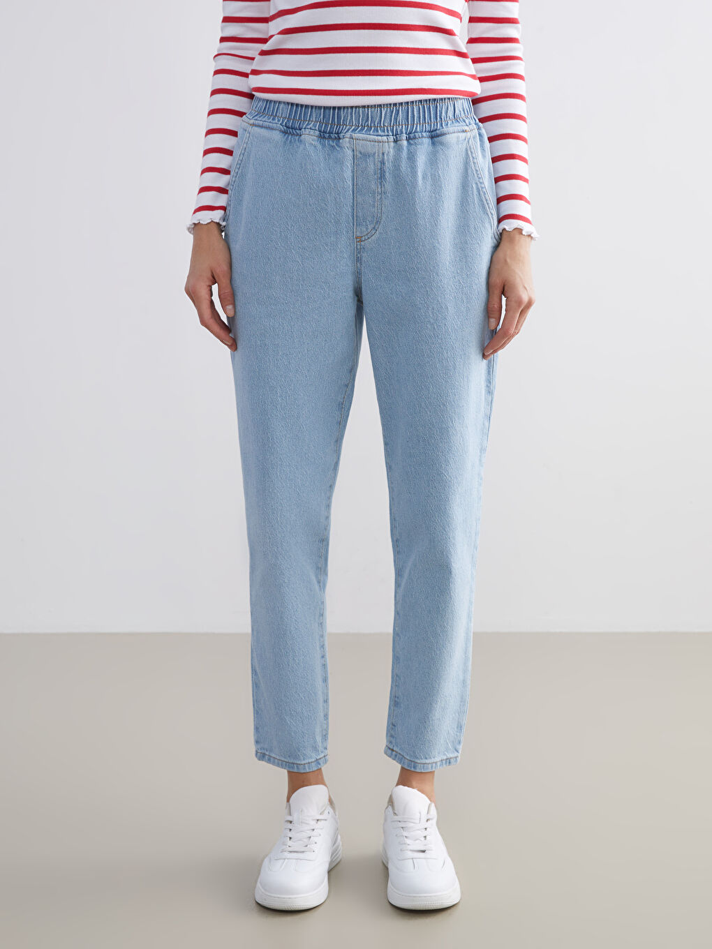 İndigo Beli Lastikli Mom Fit Kadın Jean Pantolon-2