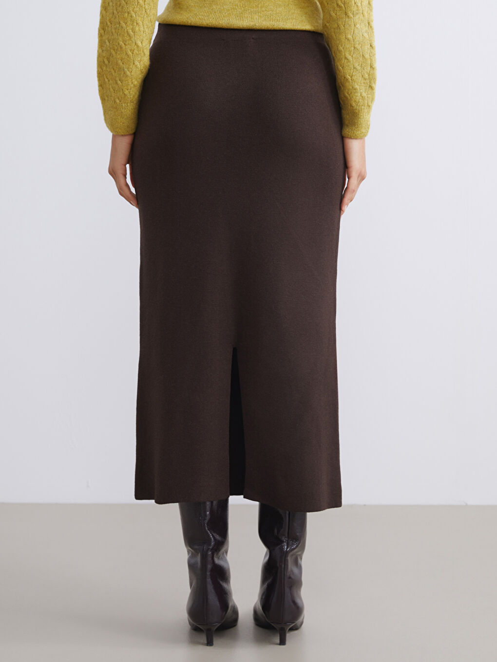 Elastic Waist Slit Detail Knitwear Skirt-7