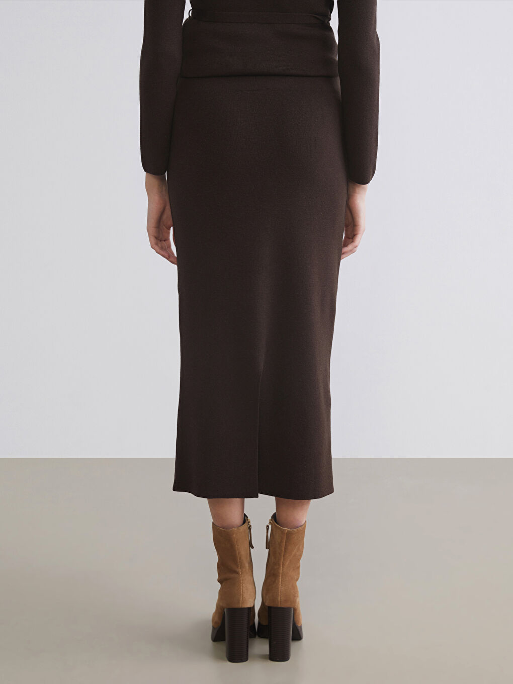 Elastic Waist Slit Detail Knitwear Skirt-6