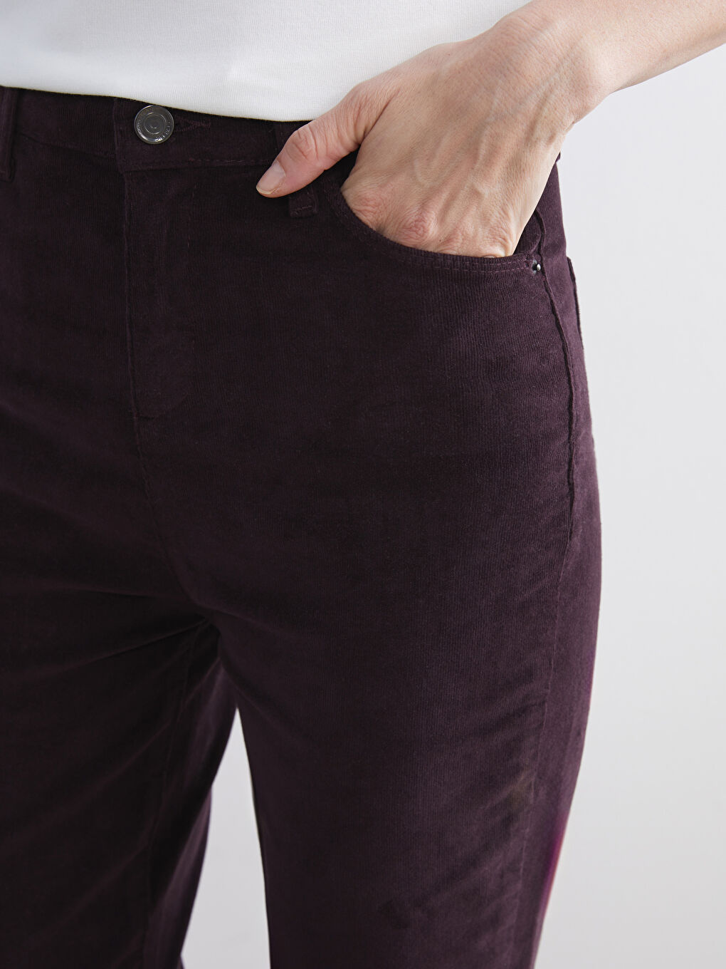 Uske Somotne Pantalone za Žene-2