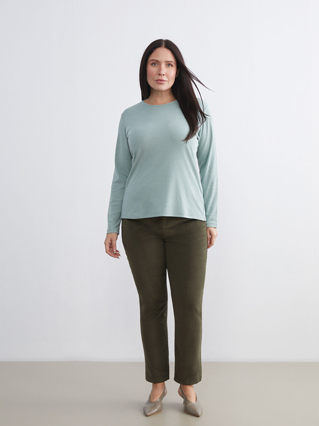 Slim Fit Velvet Women's Trousers-1