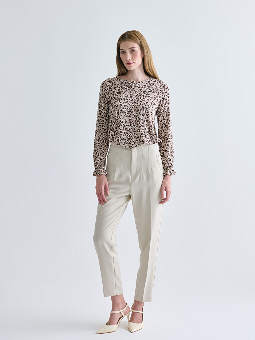 Plus Size Crew Neck Patterned Blouse-2