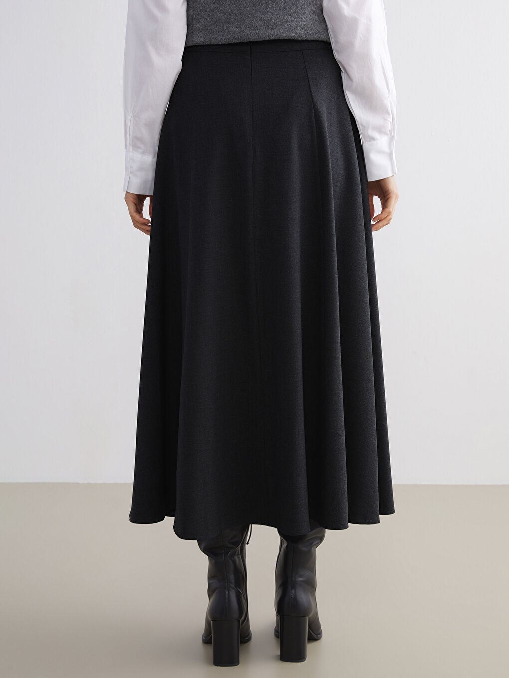 Siyah Beli Fermuarlı Kloş Etek-3