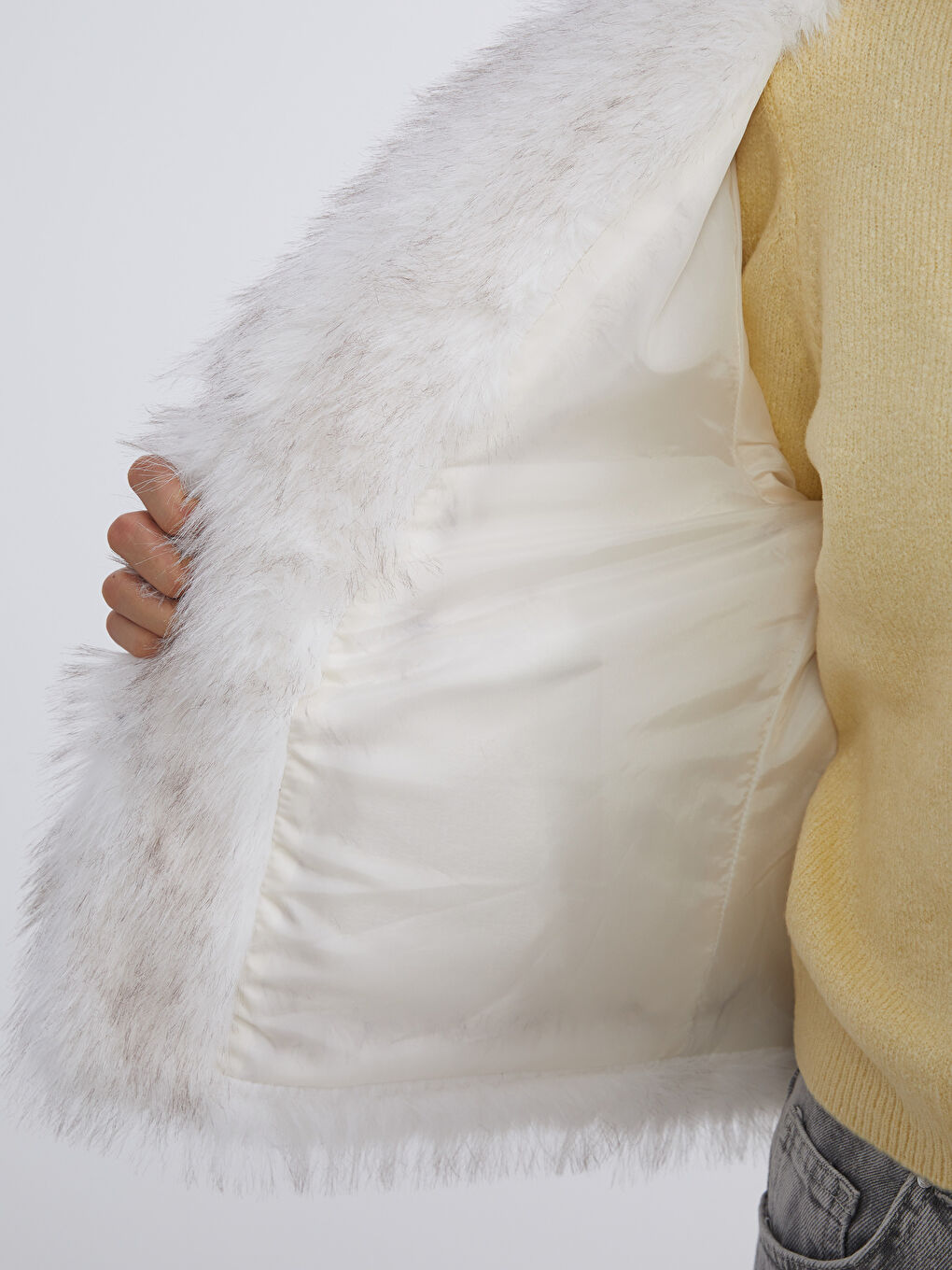 Jacket Neck Women's Fur Overcoat-3