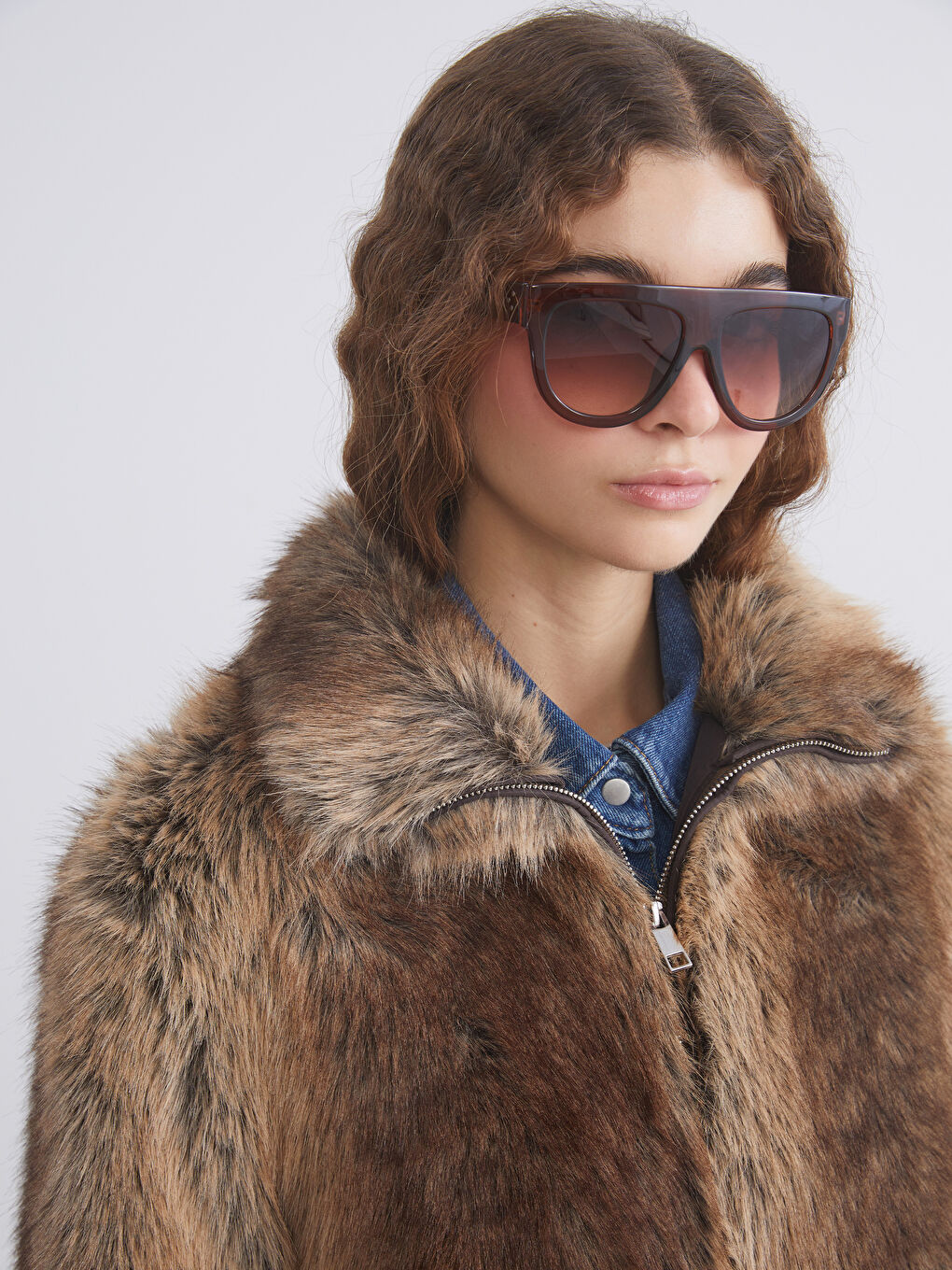 Bej Dik Yaka Kadın Kürk Mont-3