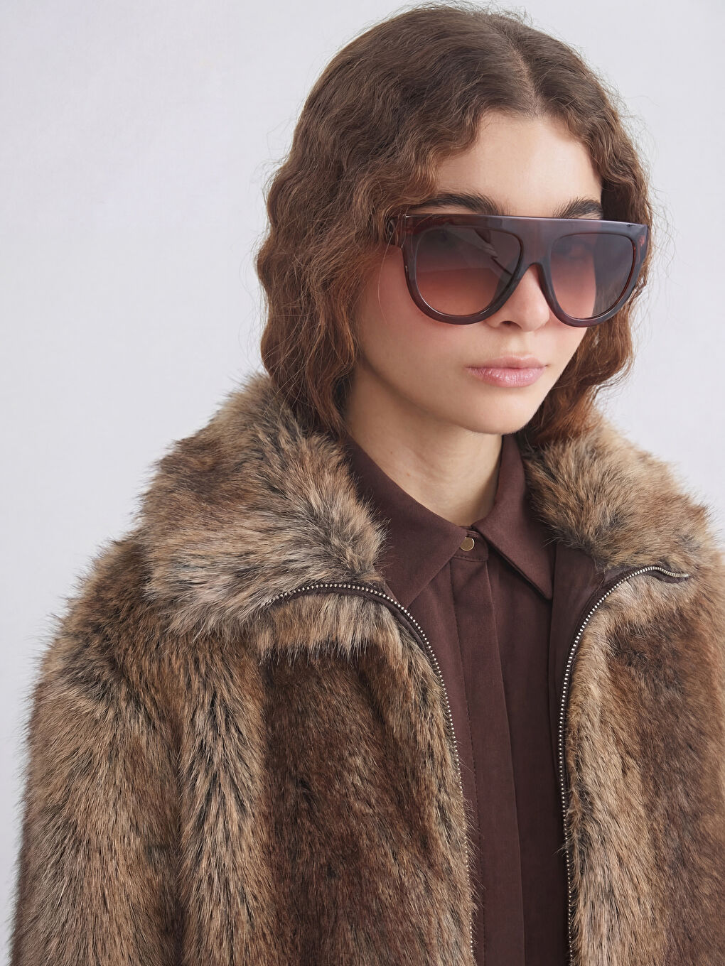 Bej Dik Yaka Kadın Kürk Mont-4