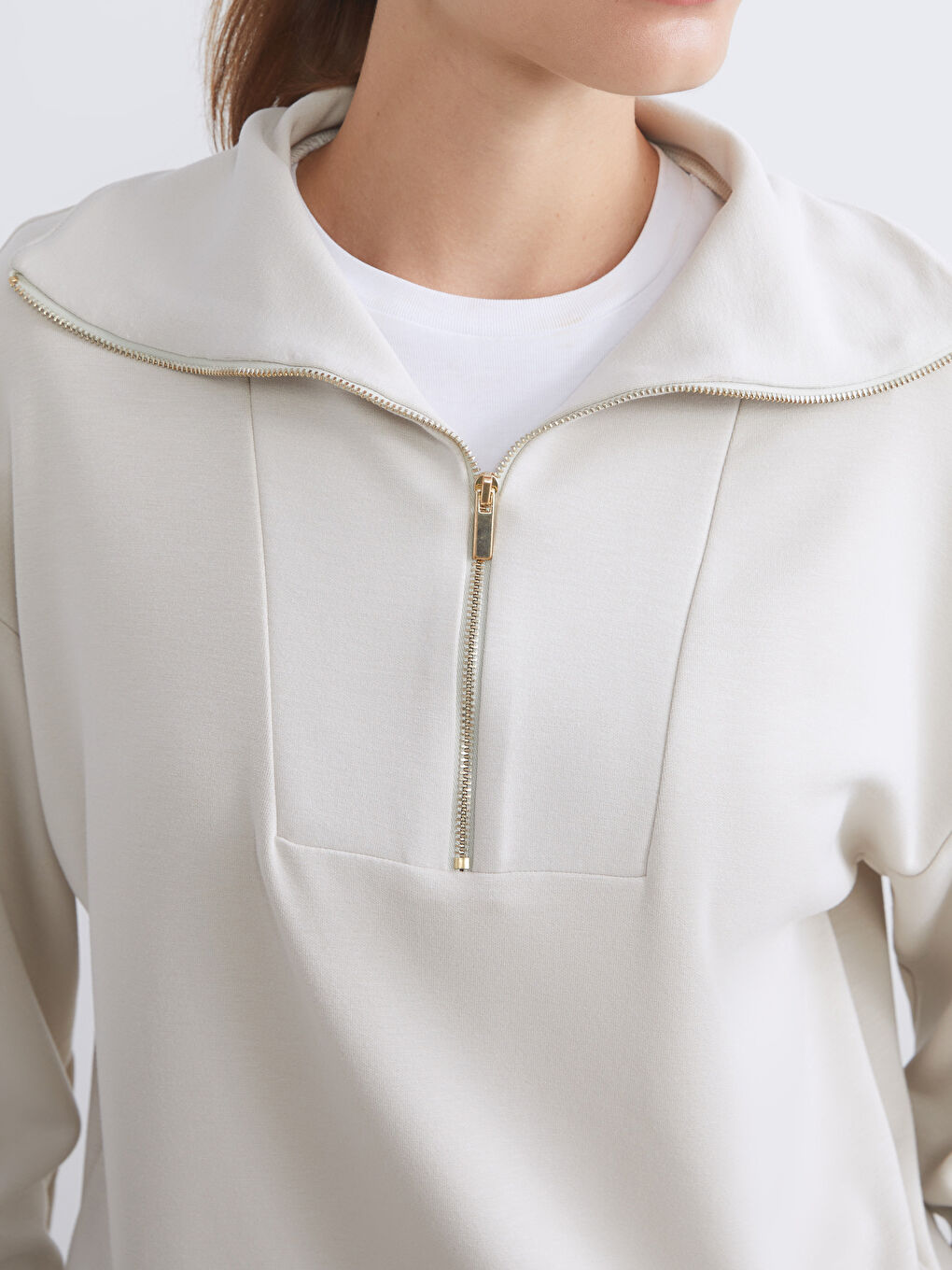 Gri Dik Yaka Kadın Sweatshirt-4