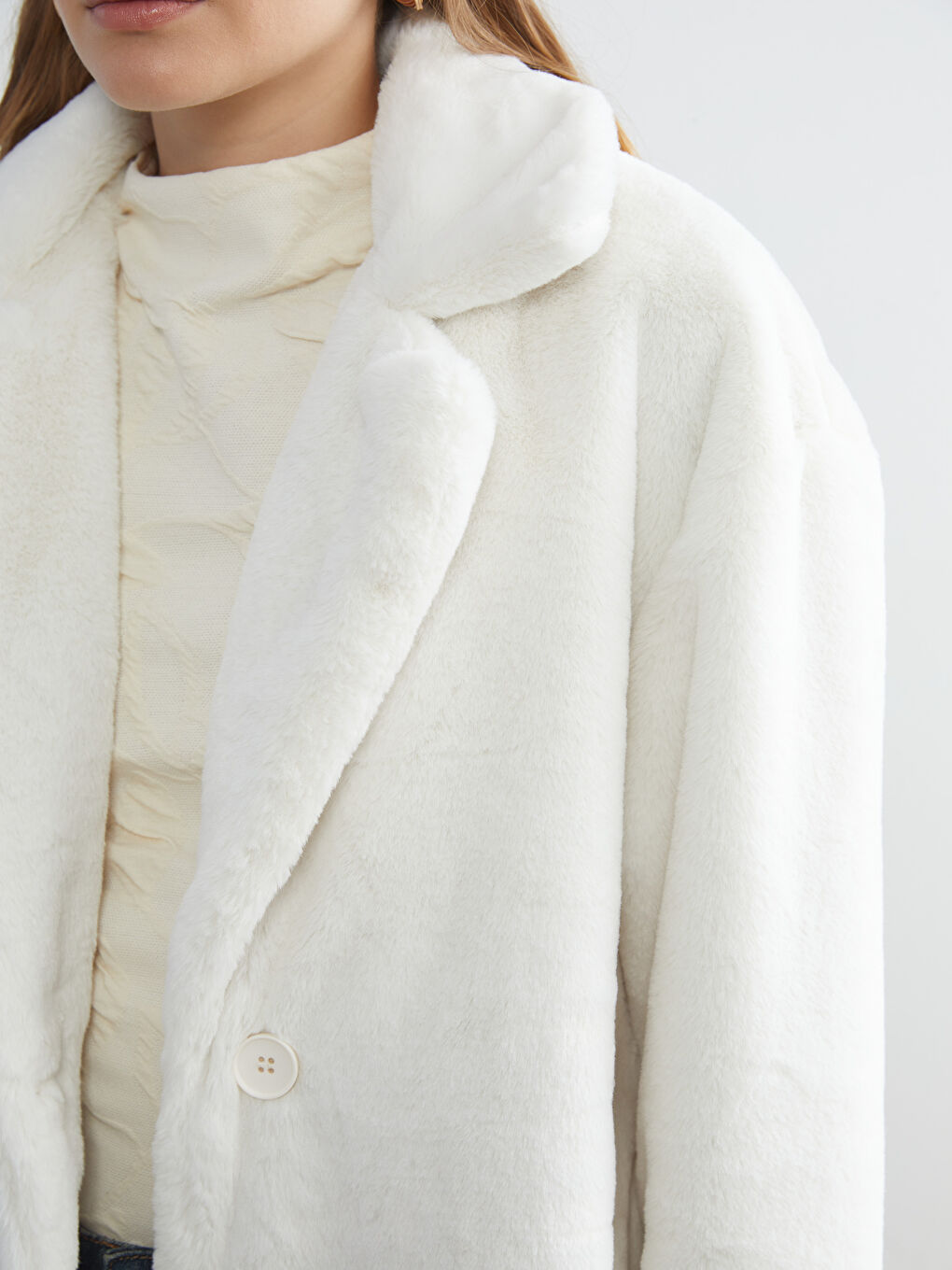 Ekru Ceket Yaka Kadın Pelüş Mont-2