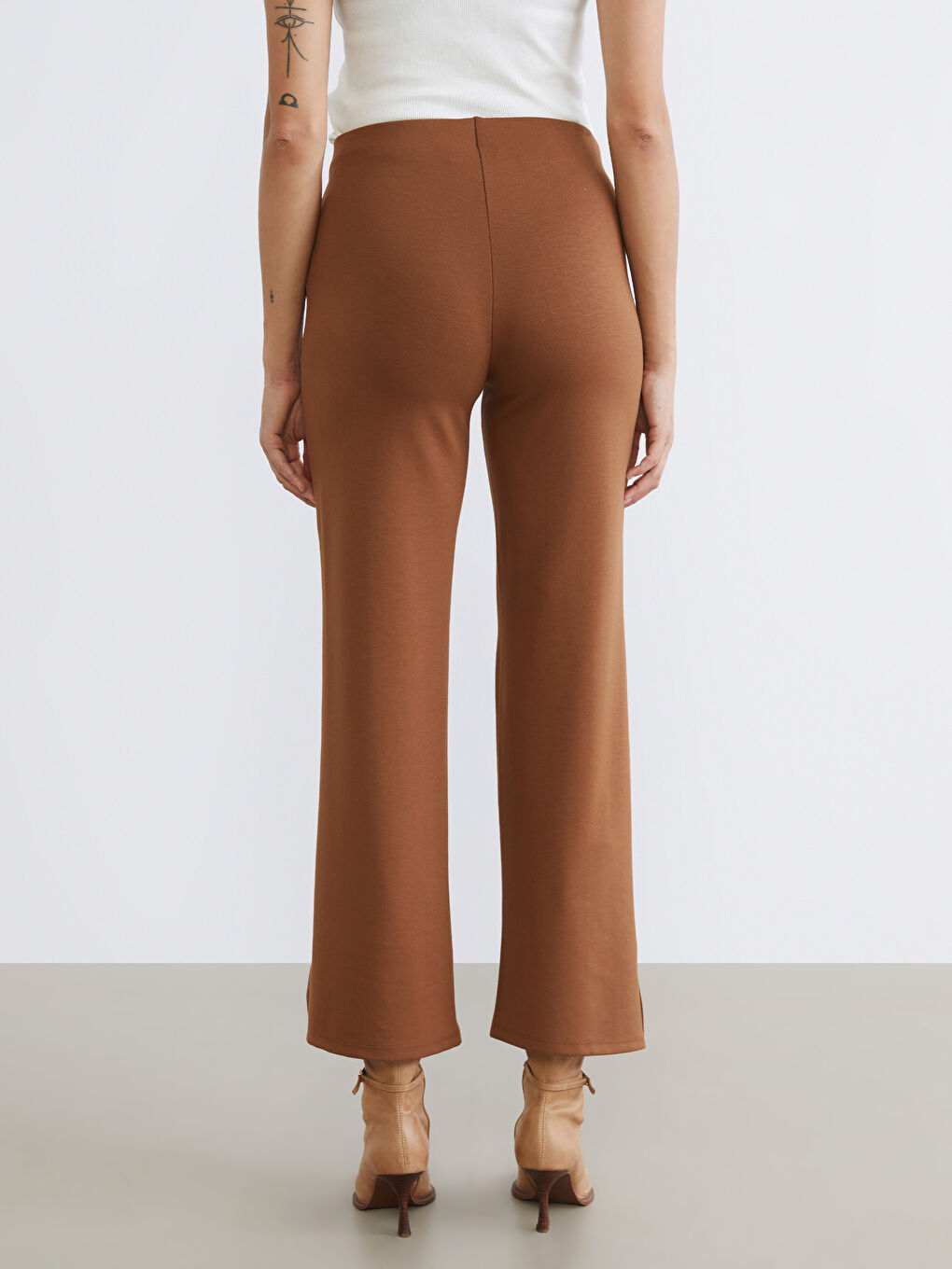 Kahverengi Dar Fit Kadın Pantolon-5