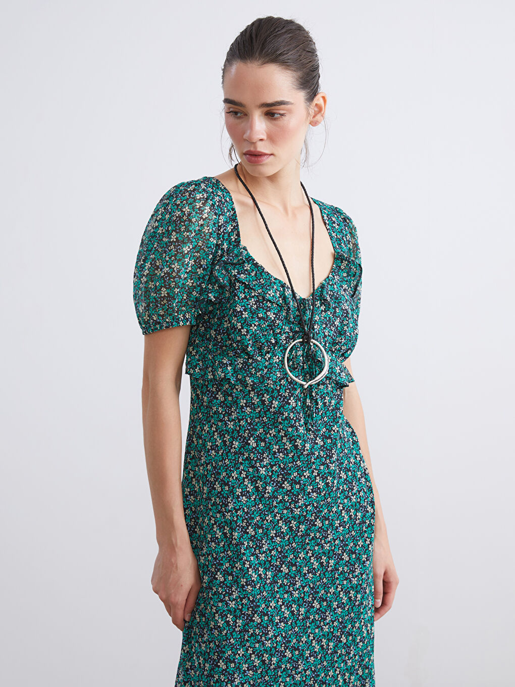 Yeşil Kalp Yaka Çiçekli Balon Kollu Elbise-1