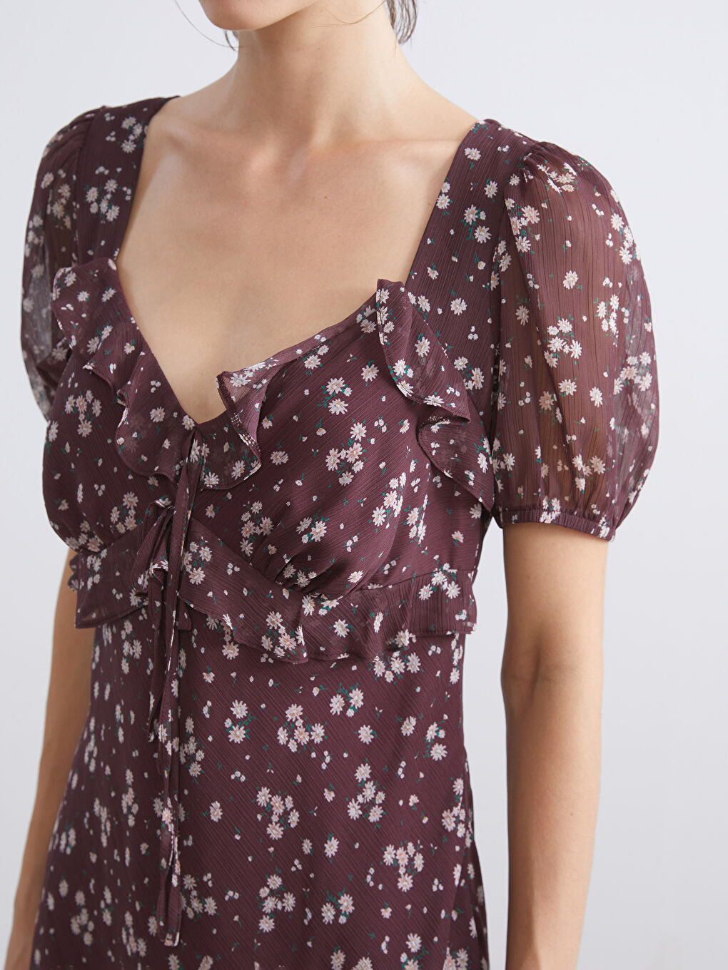 Kırmızı Kalp Yaka Çiçekli Balon Kollu Elbise-2