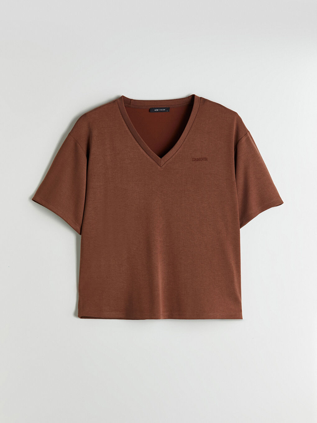 Kahverengi V Yaka Nakışlı Oversize Kadın Tişört-4