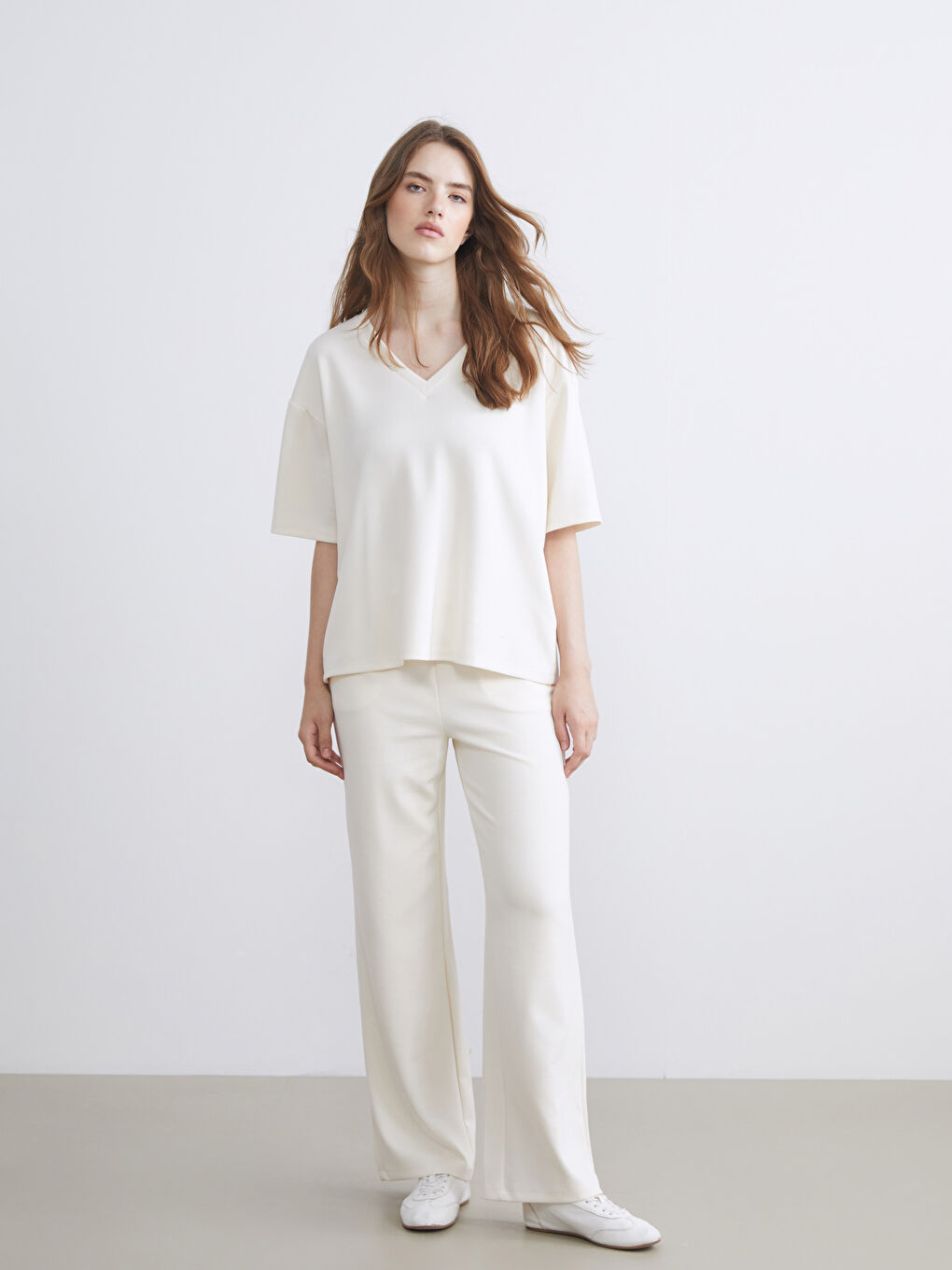 LCW Vision Women's Sweatpants with Elastic Waist -W5I796Z8-FDL