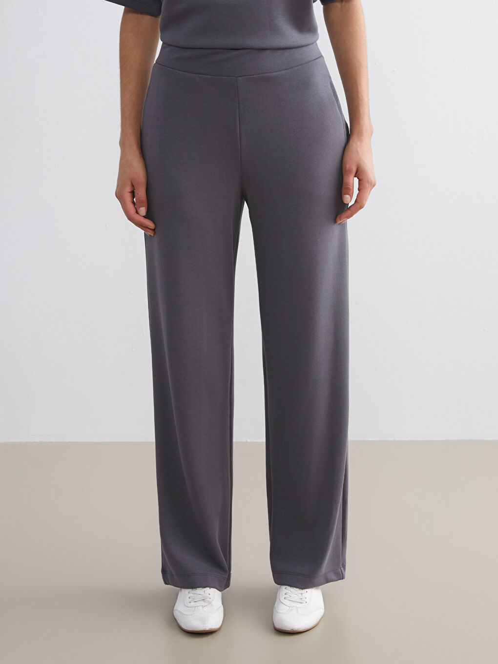 Gri Beli Lastikli Kadın Eşofman Altı-1