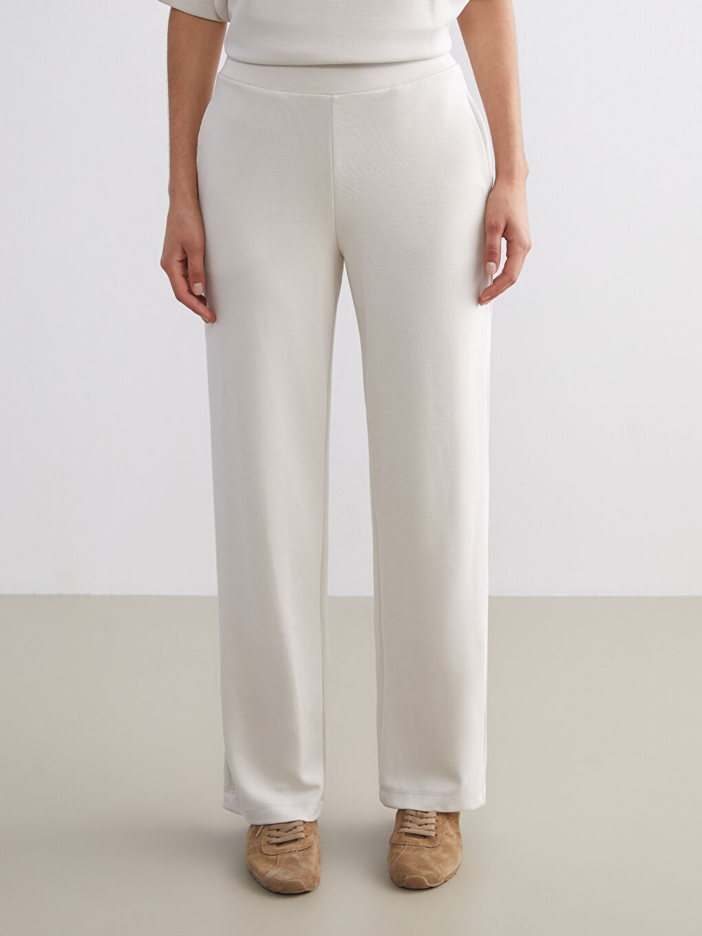 Gri Beli Lastikli Kadın Eşofman Altı-1