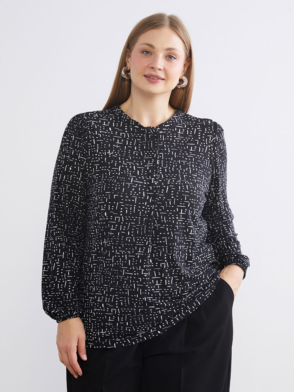 Crew Neck Patterned Blouse-1
