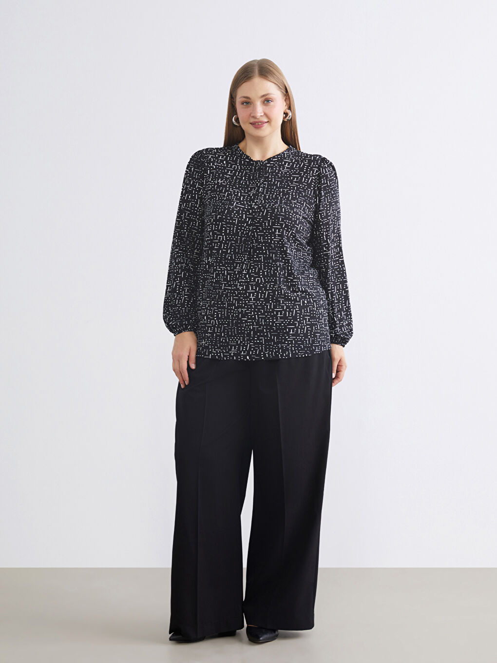 Crew Neck Patterned Blouse-5