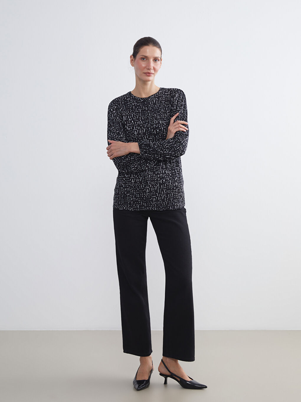 Crew Neck Patterned Blouse-2