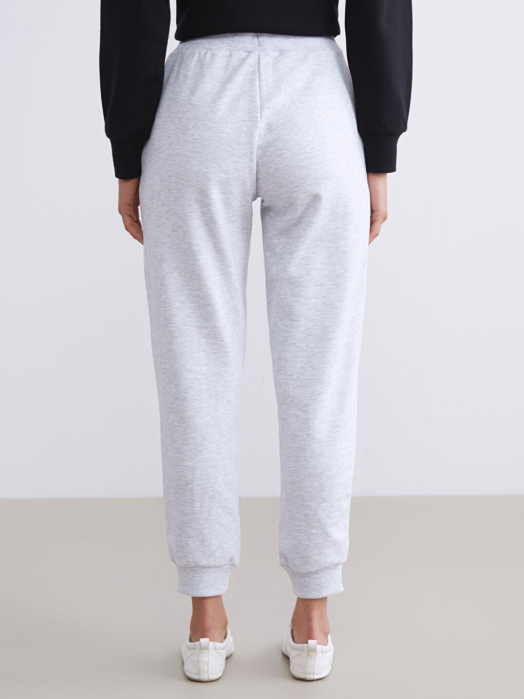 Gri Beli Lastikli Kadın Kalın Jogger Eşofman Altı-4