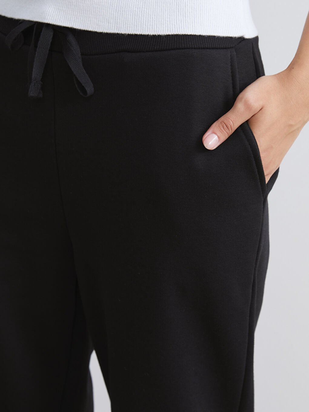 Siyah Beli Lastikli Kadın Kalın Jogger Eşofman Altı-3