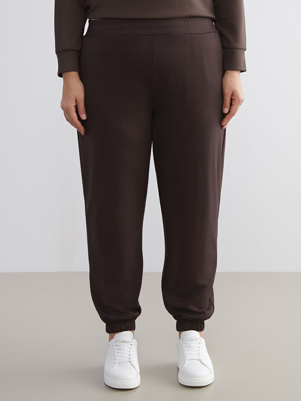Kahverengi Beli Lastikli Kadın Jogger Eşofman Altı-5