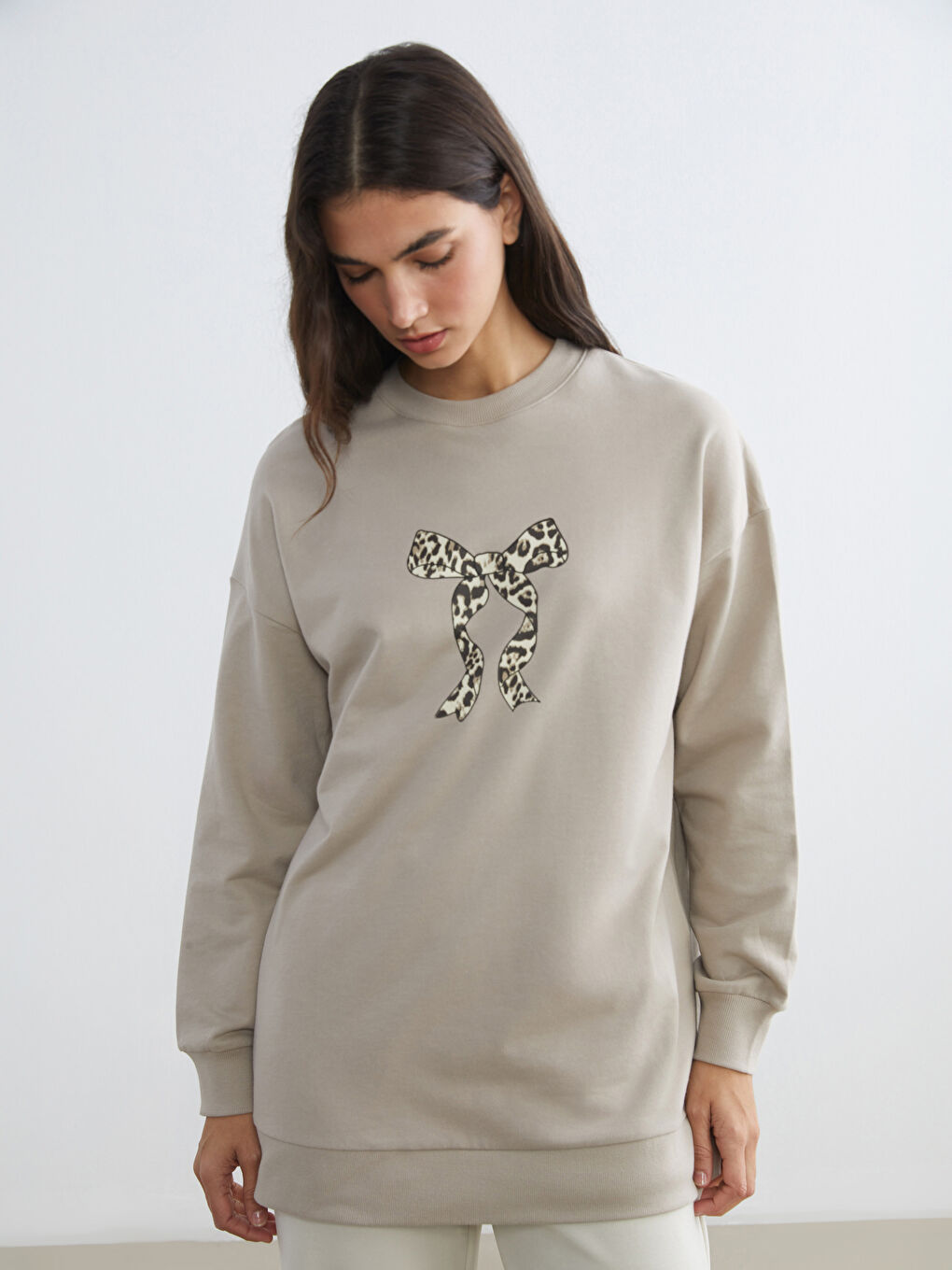 Bej Baskılı Oversize Kadın Sweatshirt Tunik