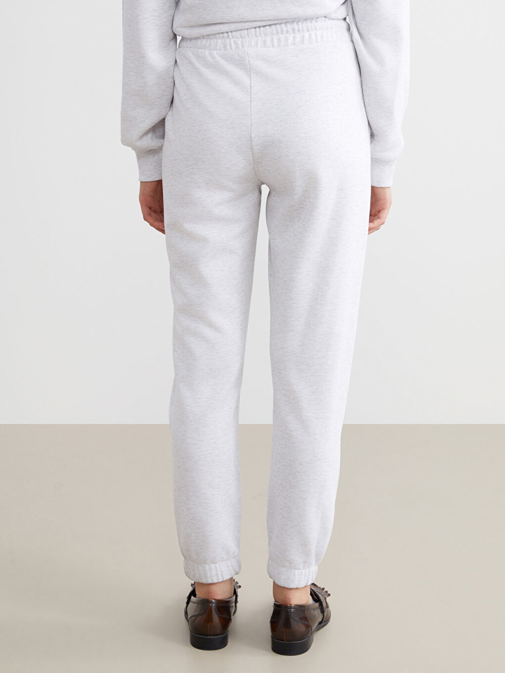 Gri Beli Lastikli Los Angeles Baskılı Kadın Jogger Eşofman Altı-3