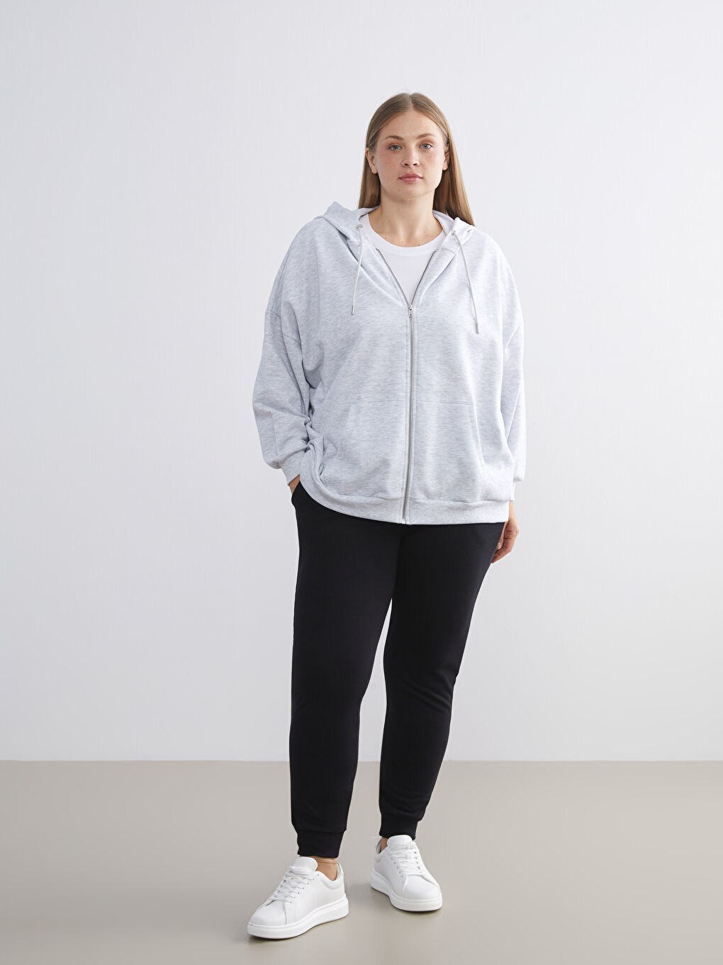 Siyah Beli Lastikli Kadın Jogger Eşofman Altı-1