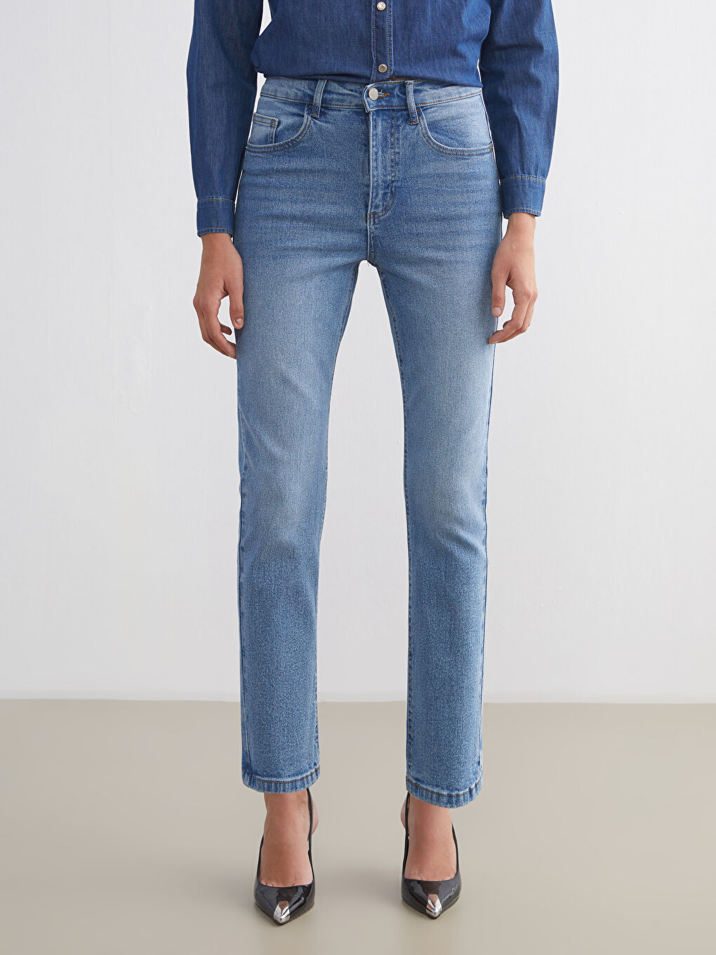 Schlanke Passform Damen Jeans-3