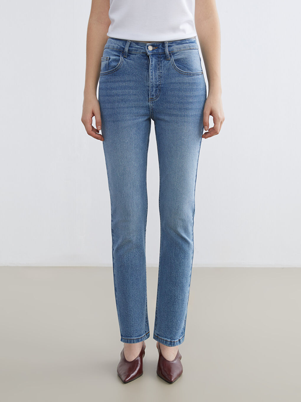 Schlanke Passform Damen Jeans-2