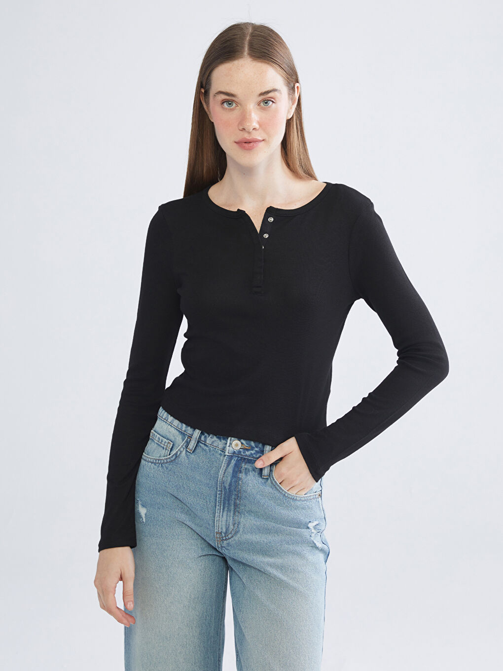 Әйелдерге арналған дөңгелек жағалы боди