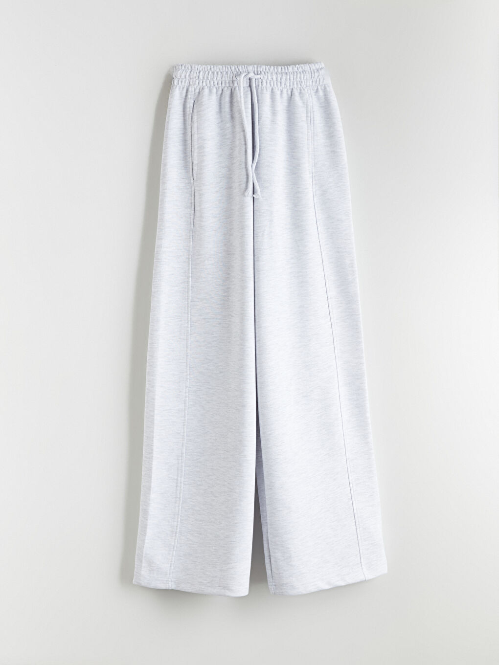 Gri Beli Lastikli Geniş Paça Kadın Eşofman Altı-4