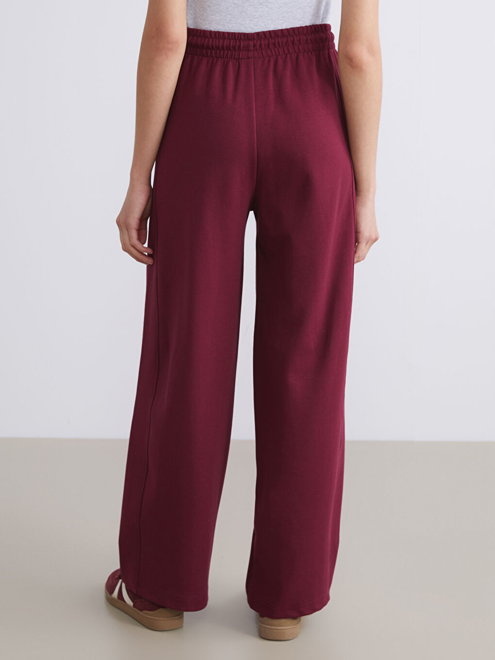 Elasticated Waist Wide Leg Women's Sweatpants-3