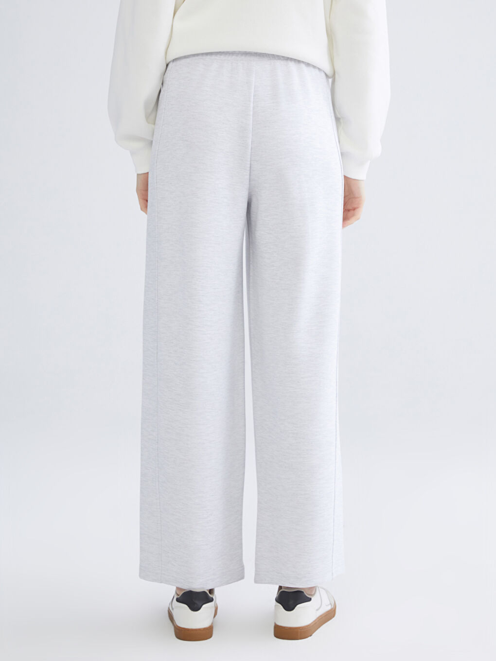 Elasticated Waist Wide Leg Women's Sweatpants-3