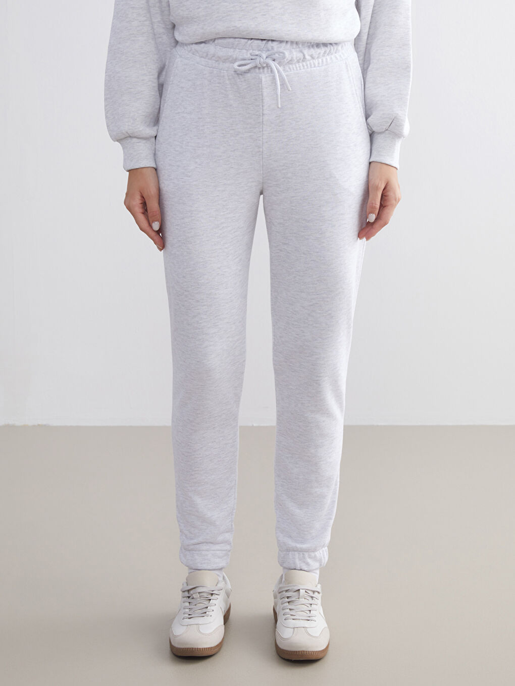 Elasticated Waist Women's Jogger Sweatpants-1