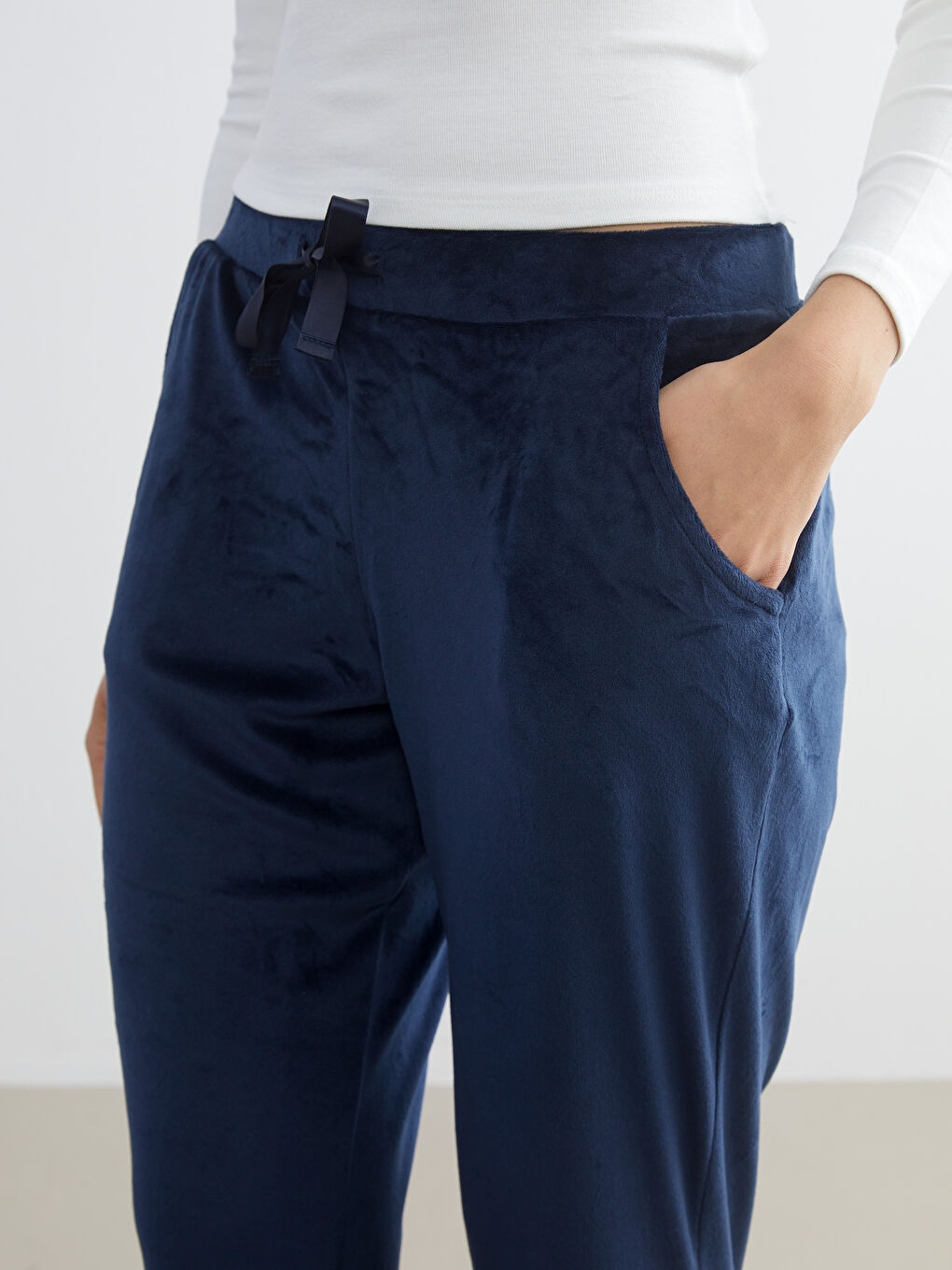Elastic Waist Velvet Women's Pyjama Bottoms-2